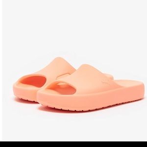 PUMA Shibui Cat Pink Peach foam sandals slides size 7